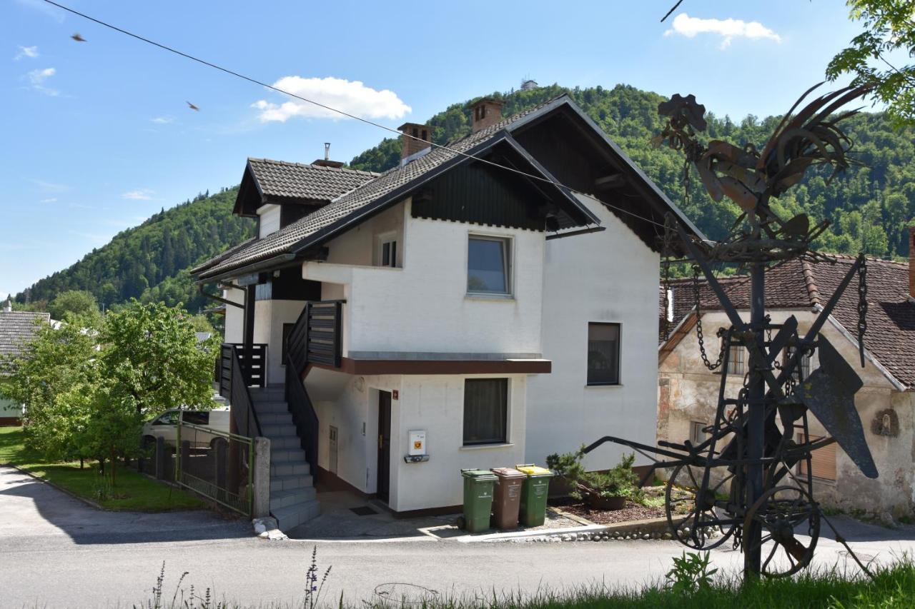 Apartment Kranj - Huge Terrace, Free P, Wi - Fi, Ac Екстер'єр фото